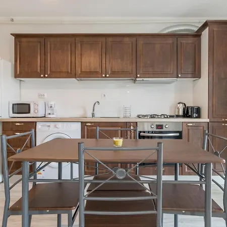 Double Studio Close To The Vivo Mall كلوج-نابوكا